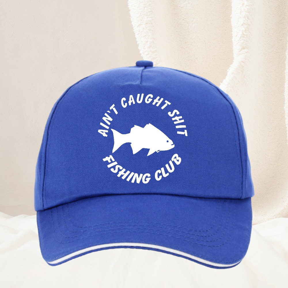 Aint Caught Fishing Club funny - Outdoor Adventure Club recensione e prezzo