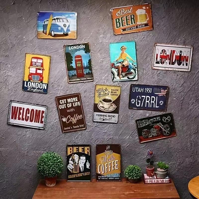 Camping Family Tin Sign, Fishi - Outdoor Adventure Club recensione e prezzo